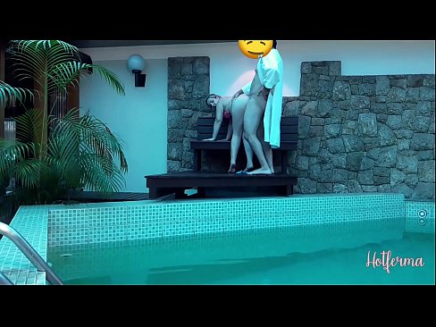 ❤️ Baas noeget faam nei it swimbad, mar koe net wjerstean in hot ❤️ Pornofideo op fy.kenhdammy.top ❌❤