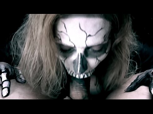 ❤️ Demon famke sûgje hoanne mei har swarte mûle en slikken cum. ❤️ Pornofideo op fy.kenhdammy.top ❌❤
